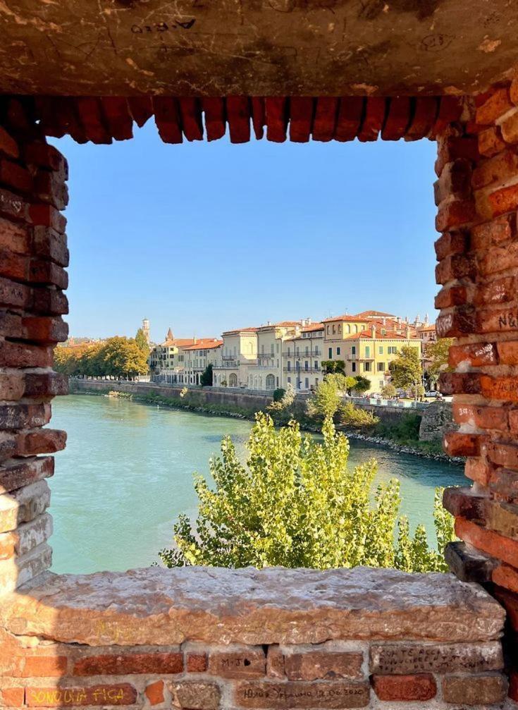 Appartement Residenza Piazza Erbe à Vérone Extérieur photo